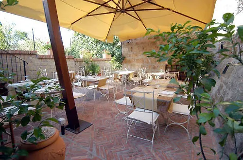 Locanda Della Taverna Etrusca Sovana Hotel